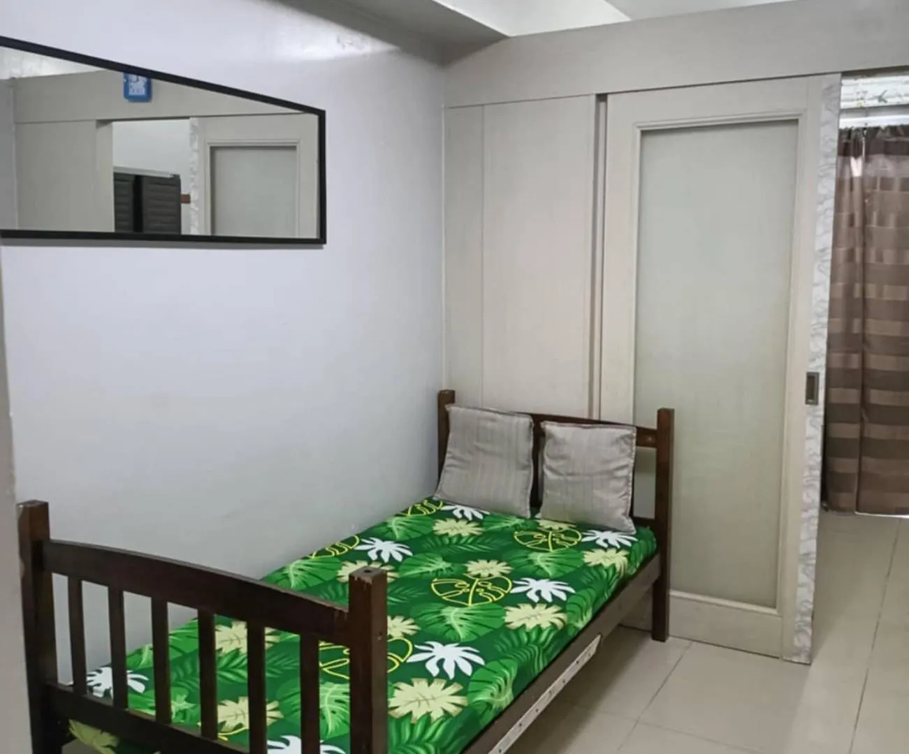 My Place Manila 0*,